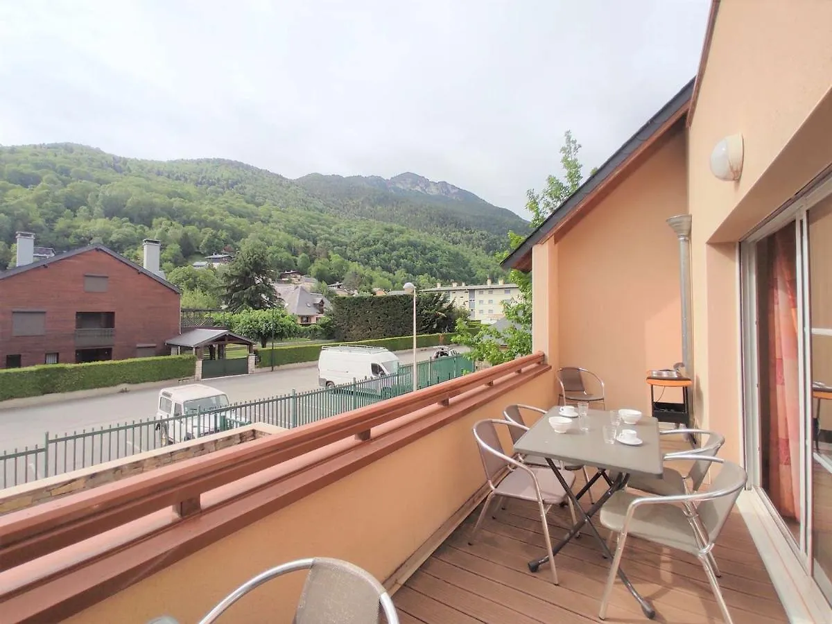 T4 8 Pers, Wi-Fi, Terrasse, Parking, Centre Saint-Lary-Soulan - Fr-1-457-182 Apartment 0*,  France
